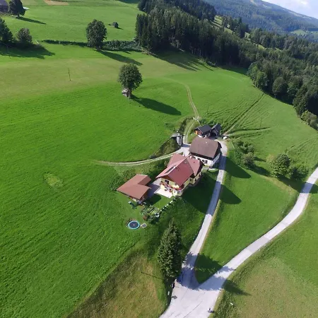 Agroturismo Waldherrhof Aich (Styria)