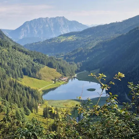 ファームステイ Waldherrhof アイヒ